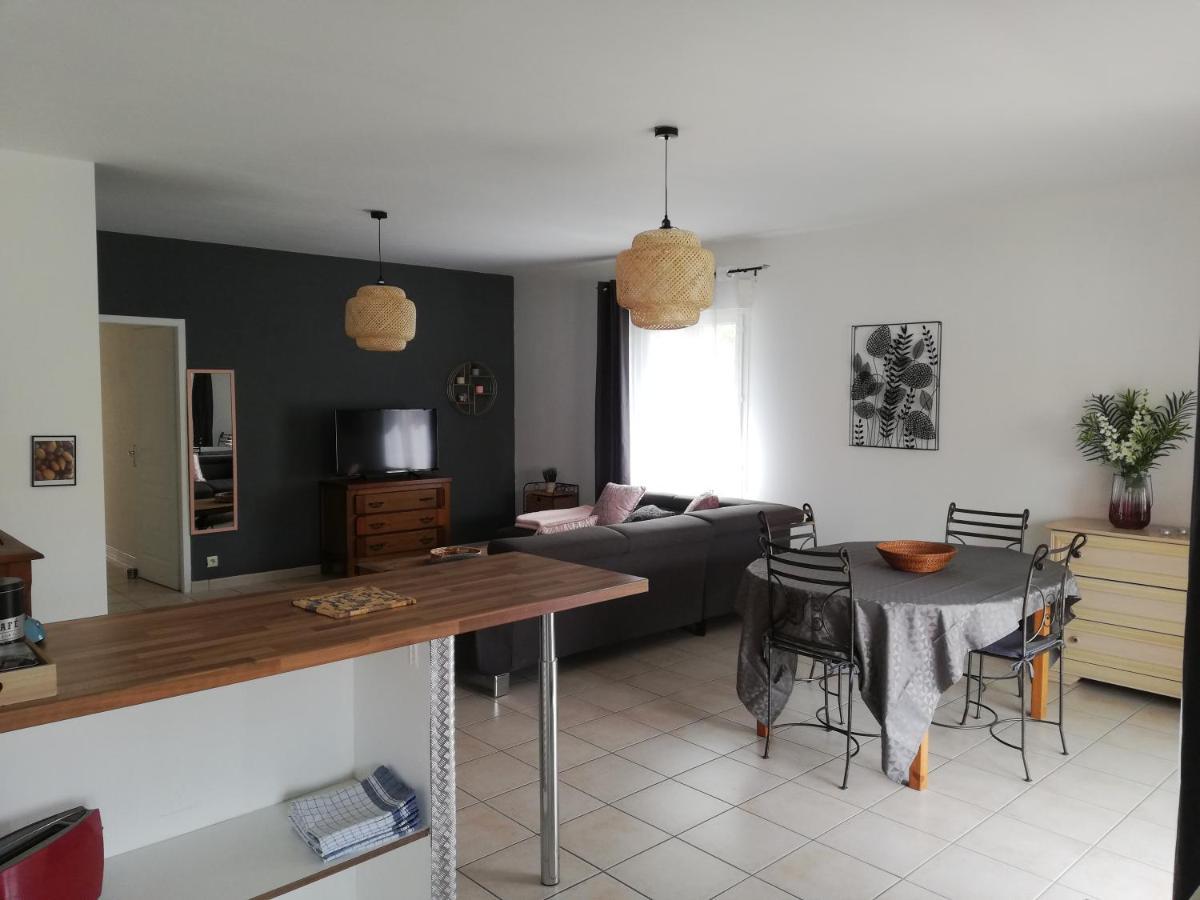 Superbe Appartement De 90M2 A Uzes Super Equipe Avec Garage Et Grand Parking Privatif Экстерьер фото